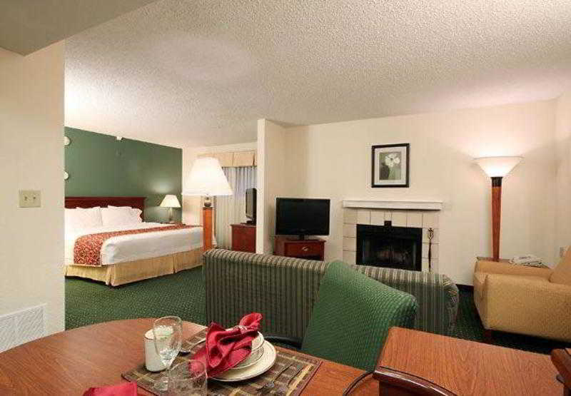 Monmouth Junction Sonesta Es Suites South Brunswick - Princeton מראה חיצוני תמונה